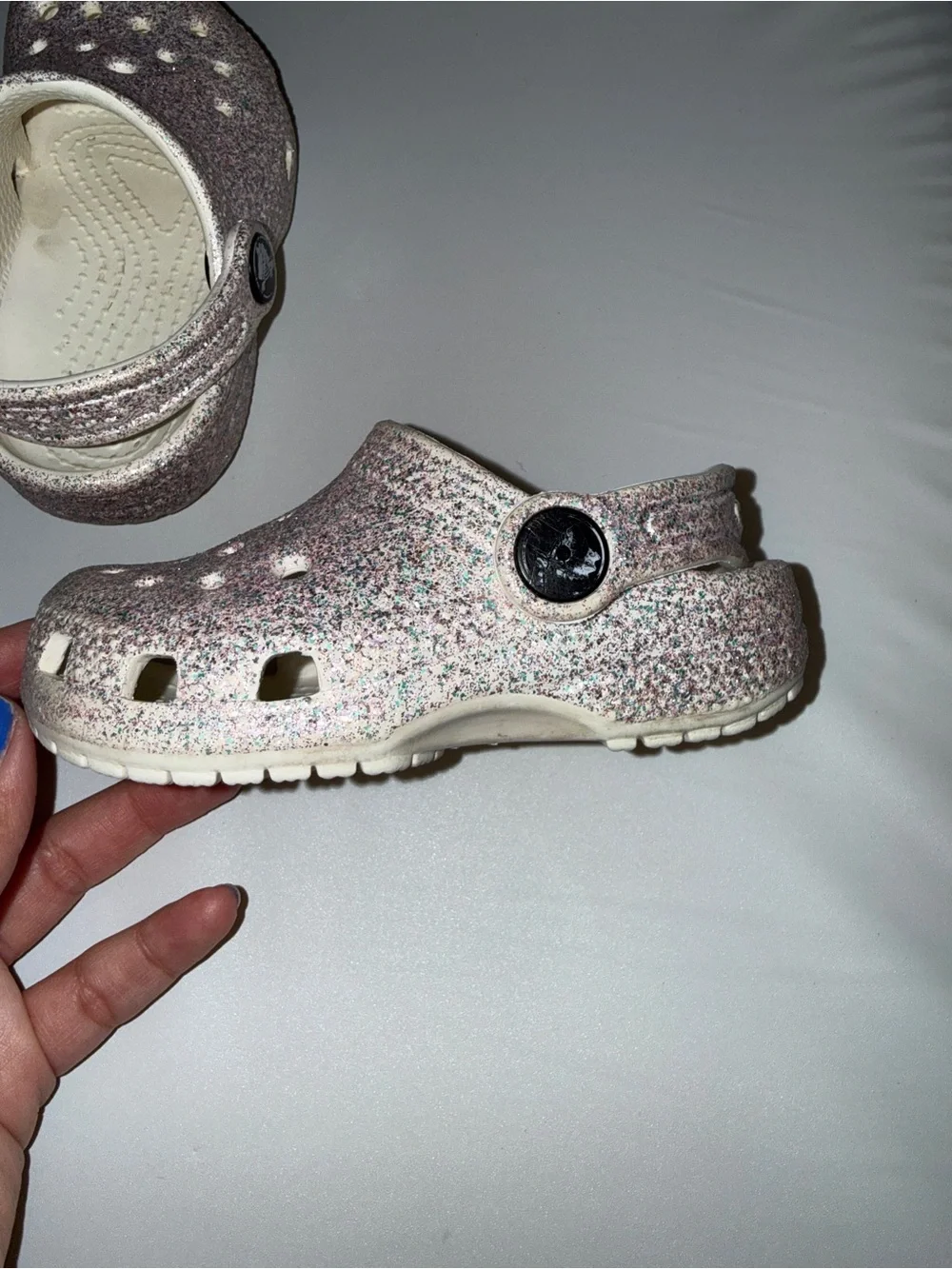 CROCS Kids Glitter Clogs in Sparkling Pink